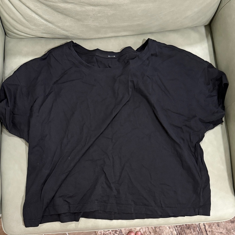 lululemon athletica Black Short Sleeve Tee